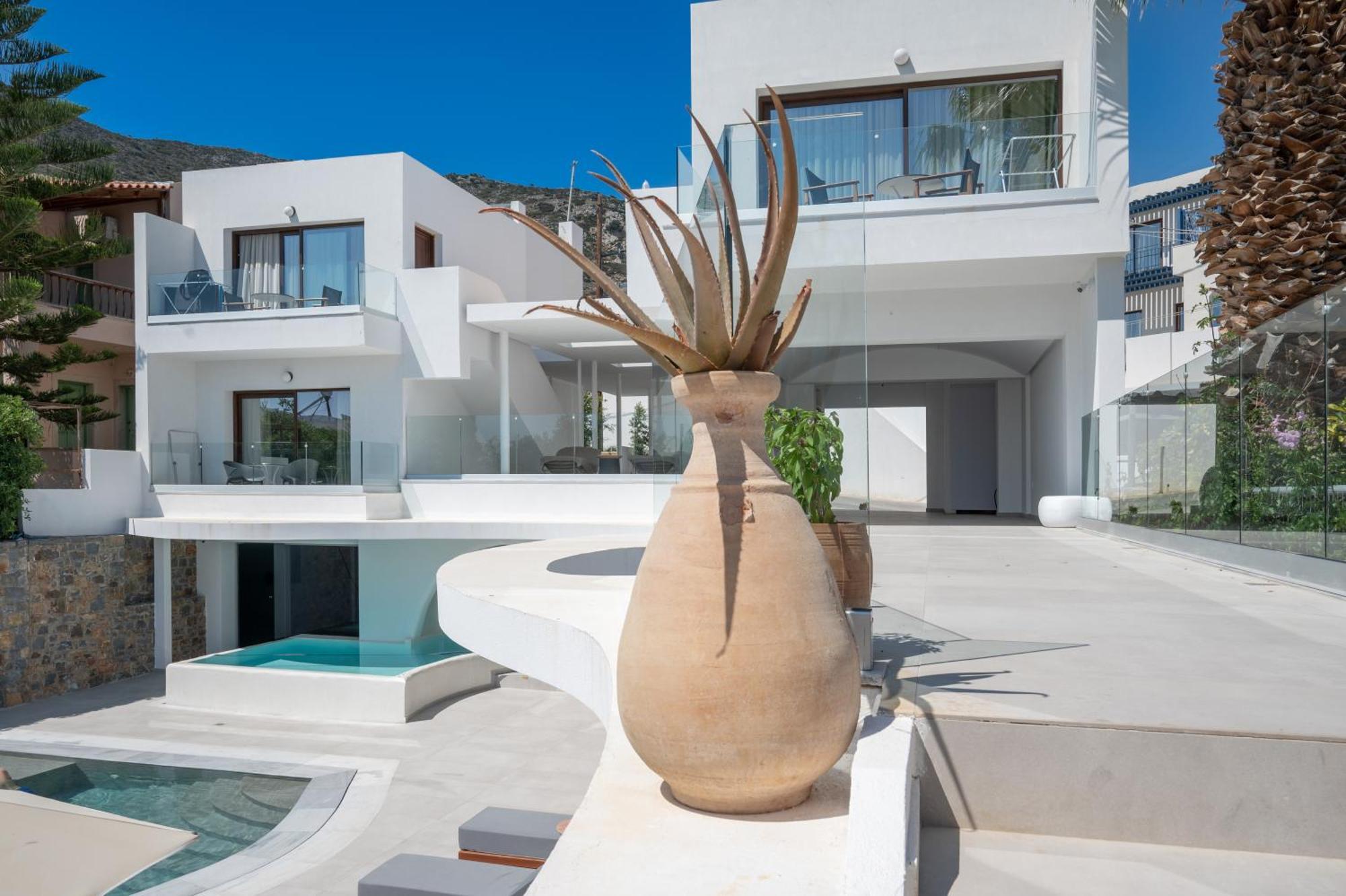 Mika Villas & Suites Херсониссос Экстерьер фото