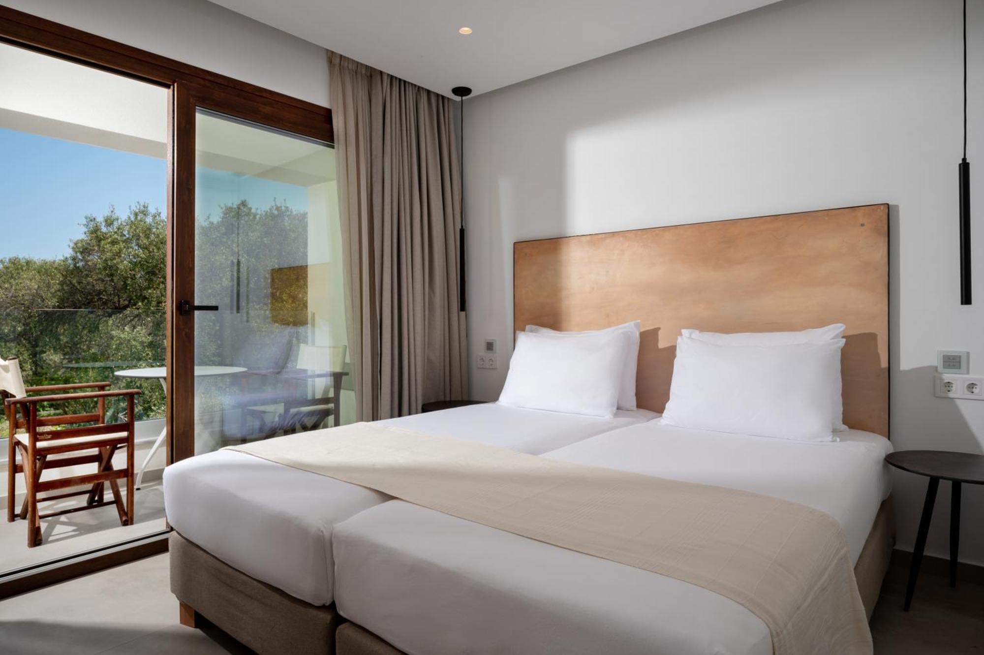 Mika Villas & Suites Херсониссос Номер фото